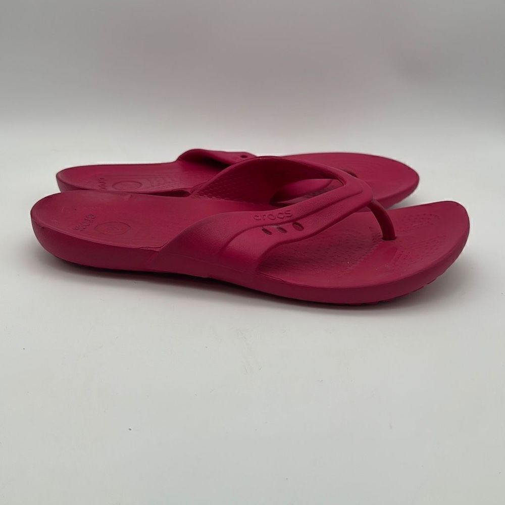 Crocs Pink Girl Flip Flops Fully Pink Size W7‎ Great condition